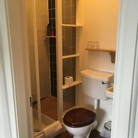 Hotel Clone House