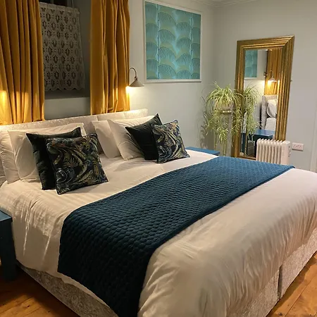 Hotel Clone House Aughrim