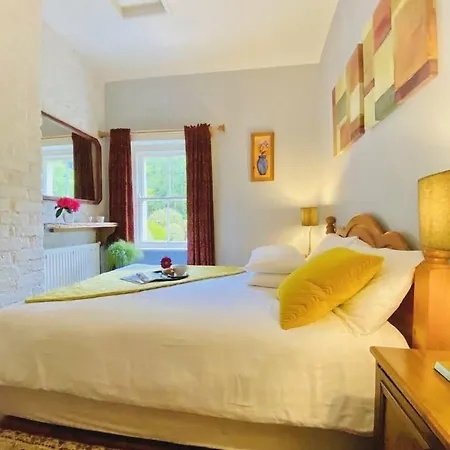 فندق Clone House 4*