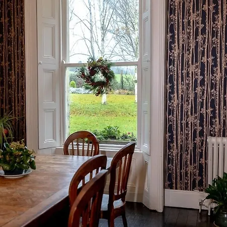 Clone House Hotel 4*