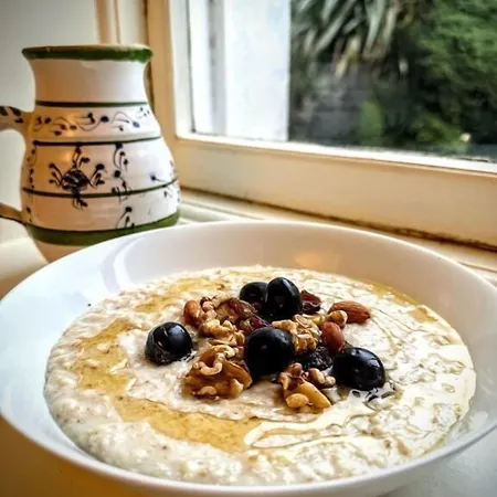 فندق Clone House