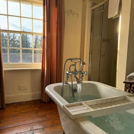 Hotel Clone House Aughrim