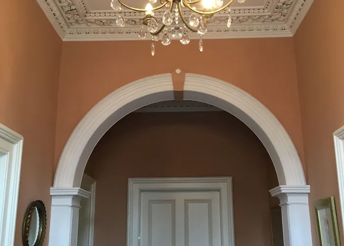 Hotel Clone House 4*