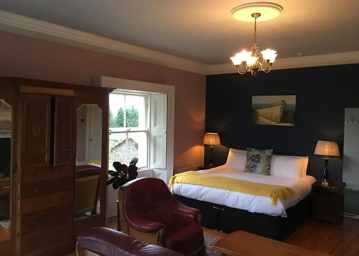 Hotel Clone House 4*