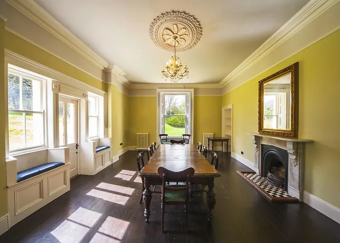 Hotel Clone House 4*