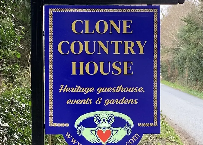 Otel Clone House
